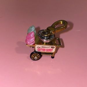 Cotton candy juicy charm